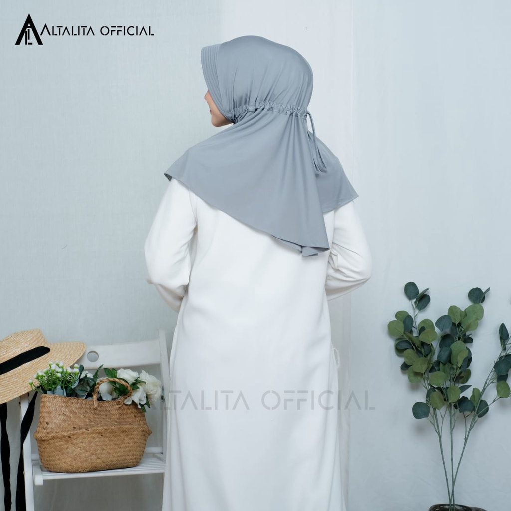 Altalita - Hijab Instan Bergo Serut Jokowi Menutup Dada pet Antem Polos Bahan Jersey Premium Cocok untuk Sekolah Olahraga Volly Futsal Senam dan Sehari-hari