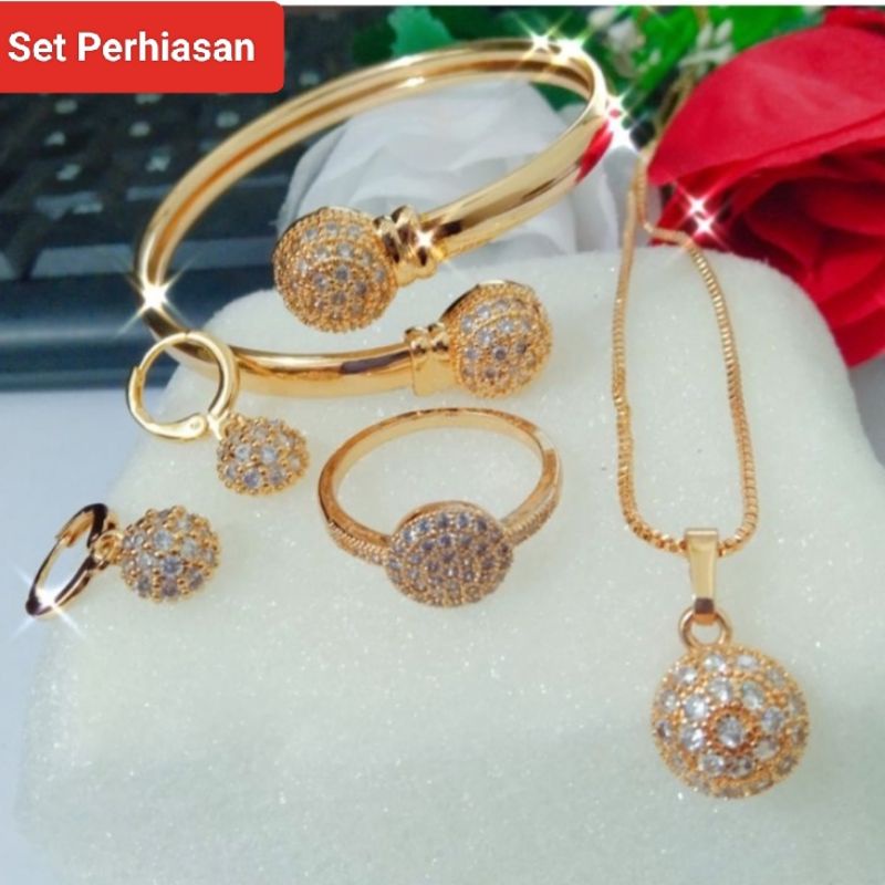 Set perhiasan xuping wanita lapis emas SU002