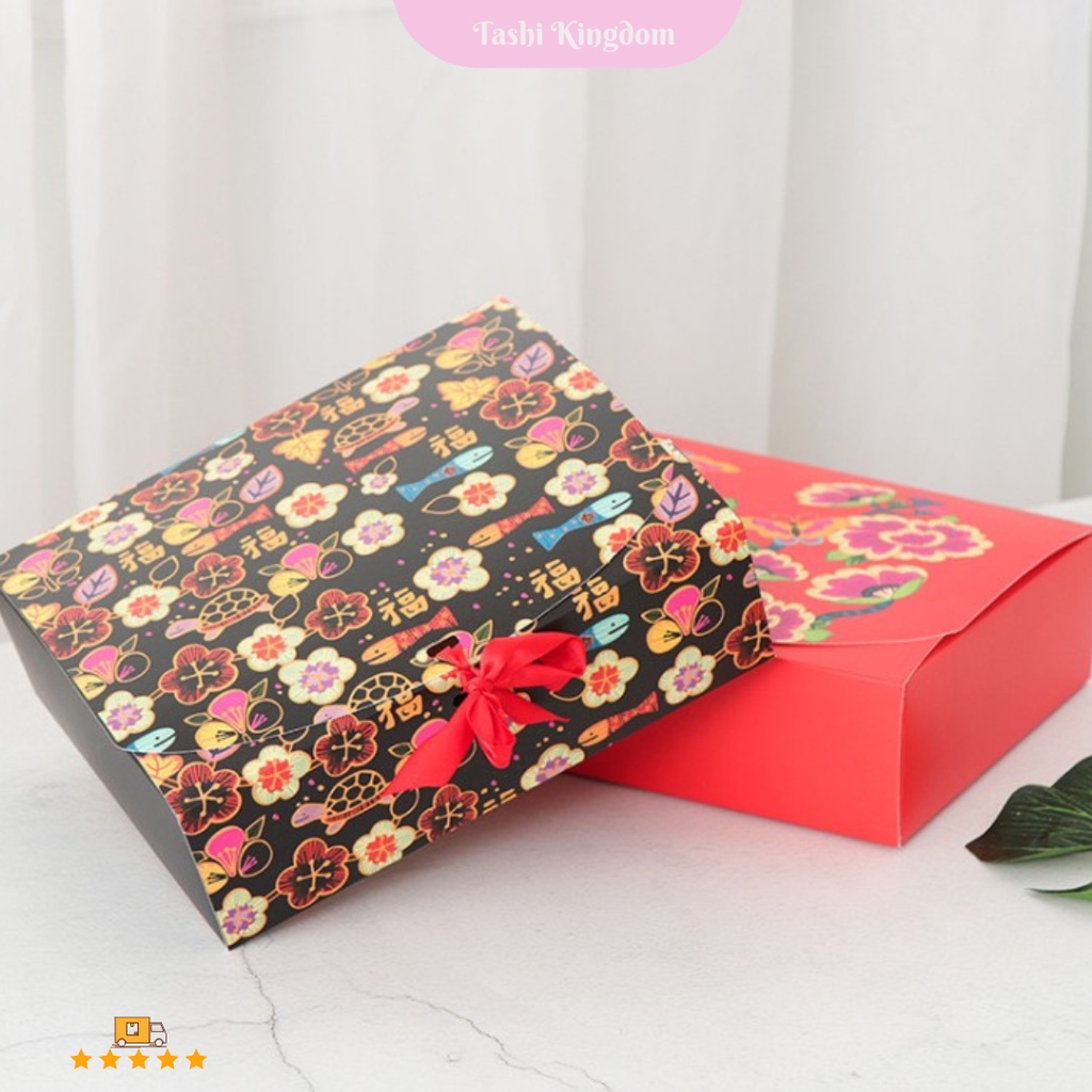 

KOTAK PITA BINGKISAN IMLEK KOTAK KADO HAMPER KOTAK IMLEK MOTIF BUNGA