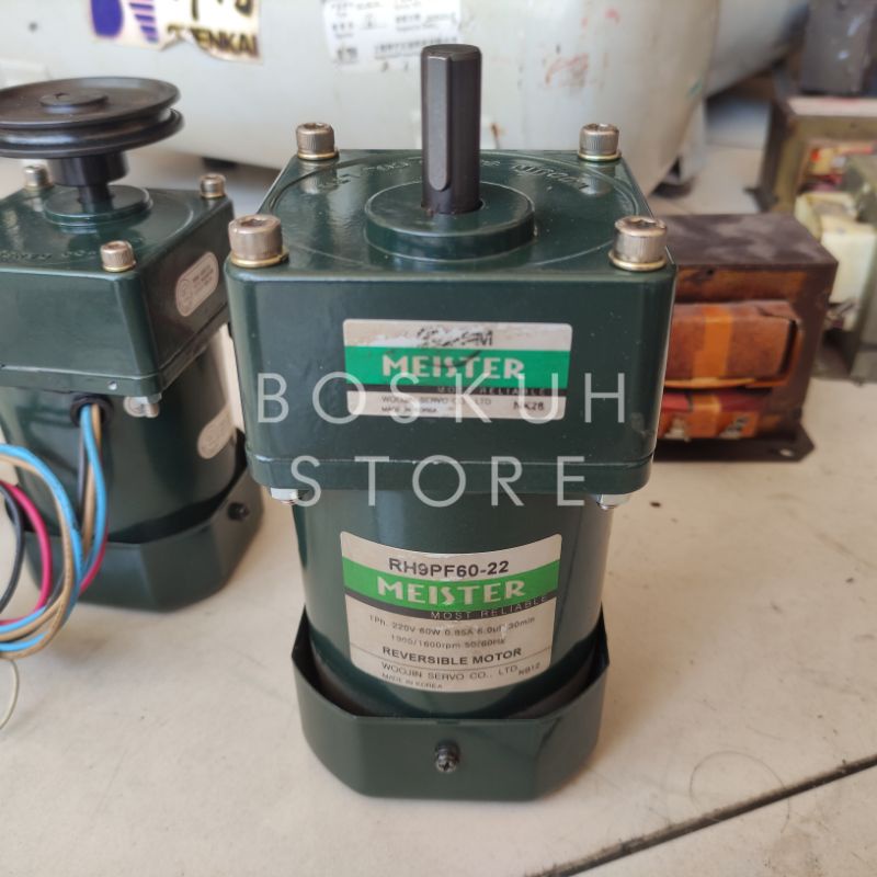 DINAMO GEARBOX 220V AC 1:6 904RPM 60W