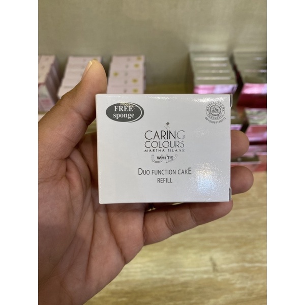 Caring Colours Dual Function Cake Uv White 03 Natural Glow