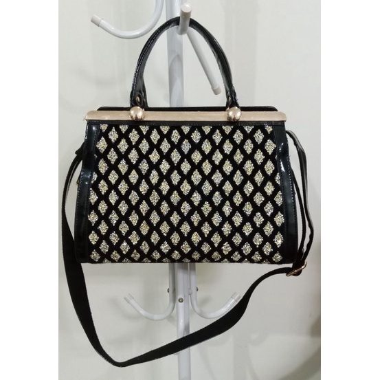 Preloved/Seken/Bekas Tas Pesta Mewah Perempuan