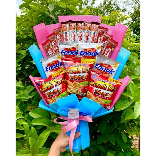 (B) Buket NUTELLA MIE GEMES ENAK BESAR cantik MEWAH ELEGAN SPESIAL/paket/bingkisan Snack Ulang Tahun/Ultah/ Wisuda/Kado/Hadiah