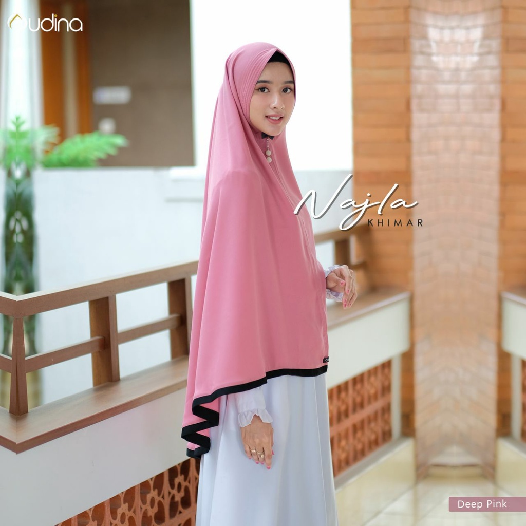 (FLASH SALE) BERGO JILBAB JUMBO SYARI INSTAN AUDINA ORIGINAL NEW WITH TAG - NAJLA KHIMAR Wolly Crepe