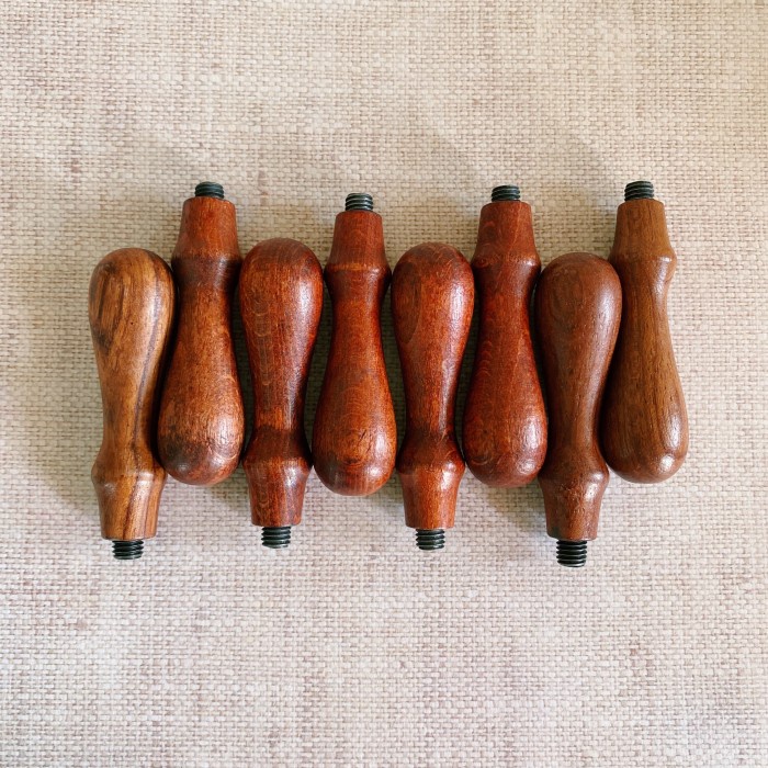 

Limited Wooden Stamp Seal Wax / Gagang Kayu Stamp Seal Wax Terbatas