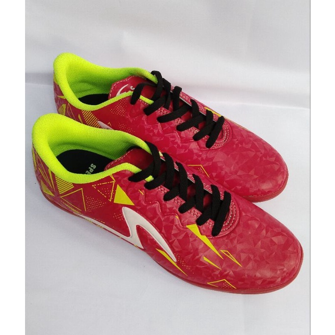 Futsal Specs ACCELERATOR PROIN