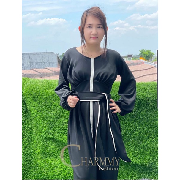 70760 Longdress in Line Puffy Ribbon Scuba