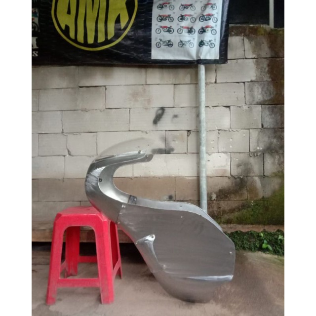 Full fairing caferacer