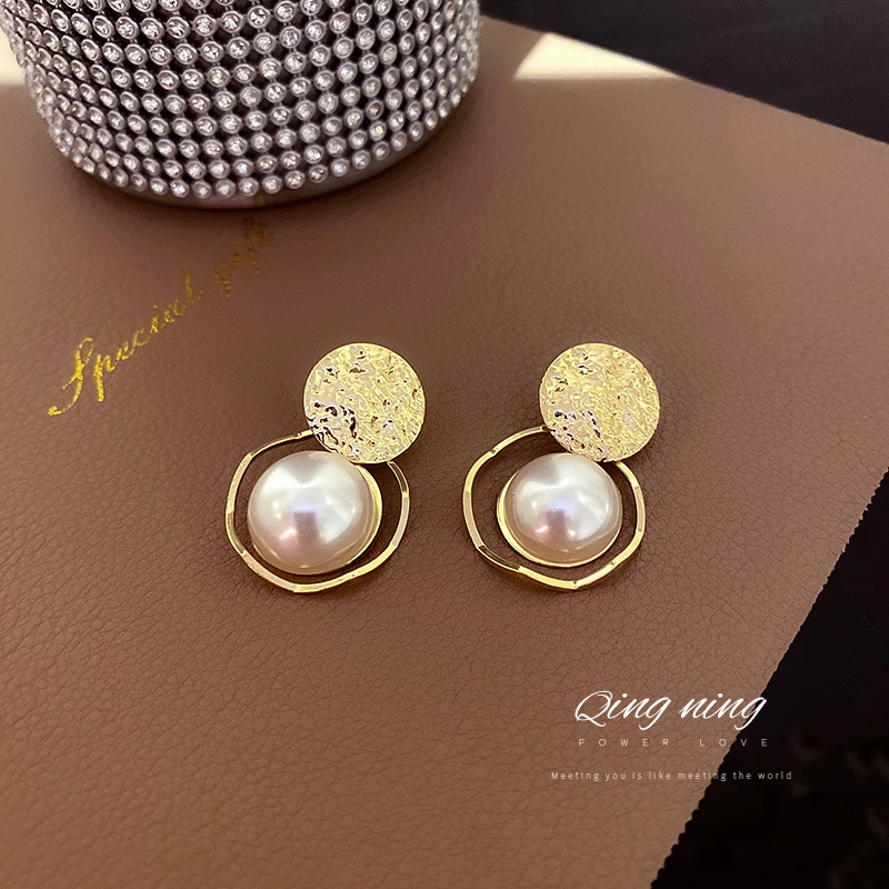 Korean Fashion Pearl Circle Piece Earrings Contracted Circular Geometric Earrings Female