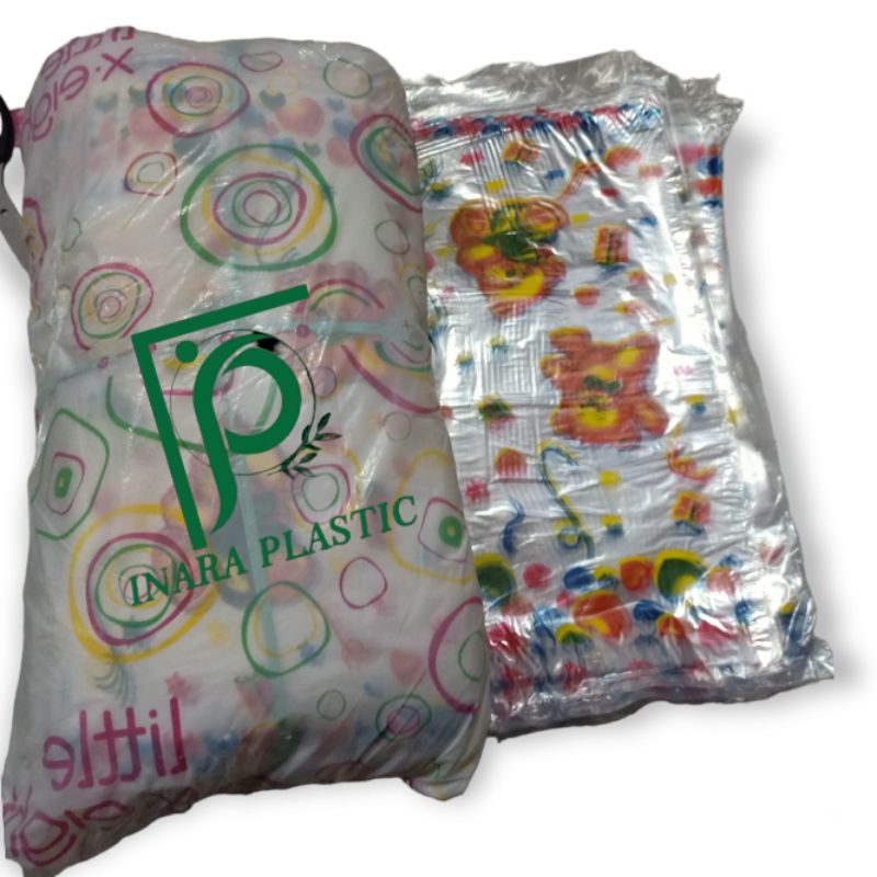 

PLASTIK ULANG TAHUN /PLASTIK SNACK ULTAH /PLASTIK KARAKTER UKURAN 16x35