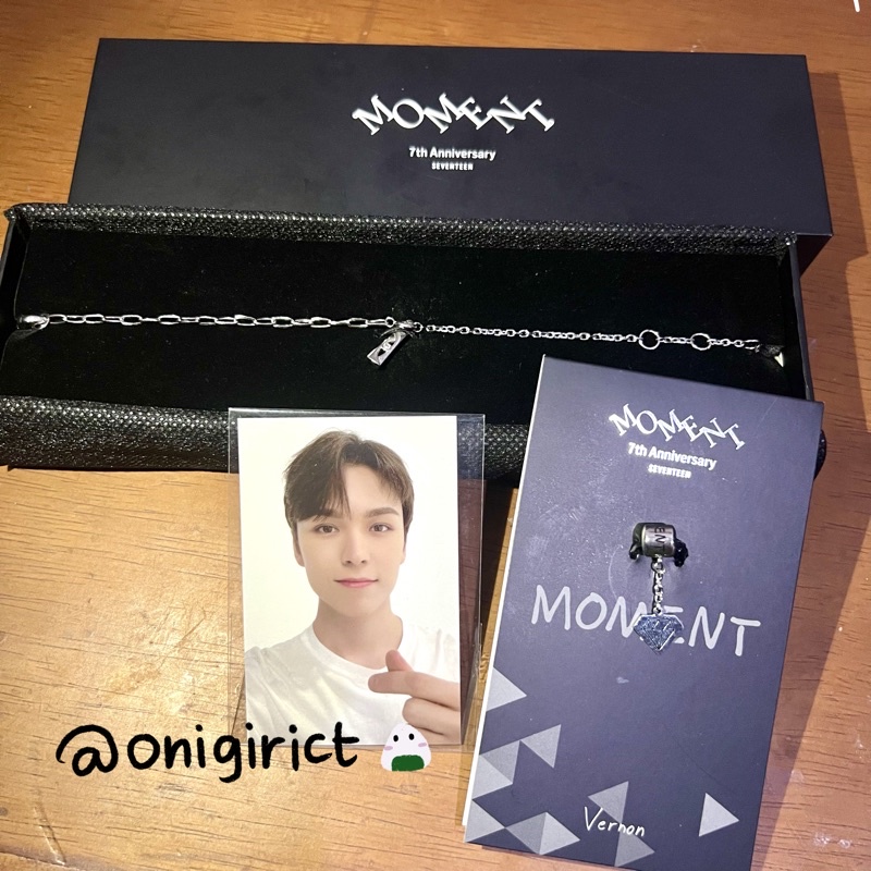 Gelang Seventeen - 7th Anniversary ‘MOMENT’ Seventeen Bracelet