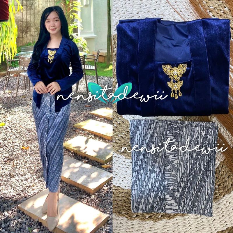 Kebaya Kutubaru + Rok Plisket / Model Saskia, Nuansa Navy