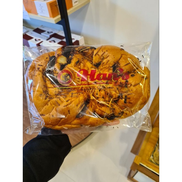 

Roti Bajul Besar Han's Bakery Salatiga Hans Semarang