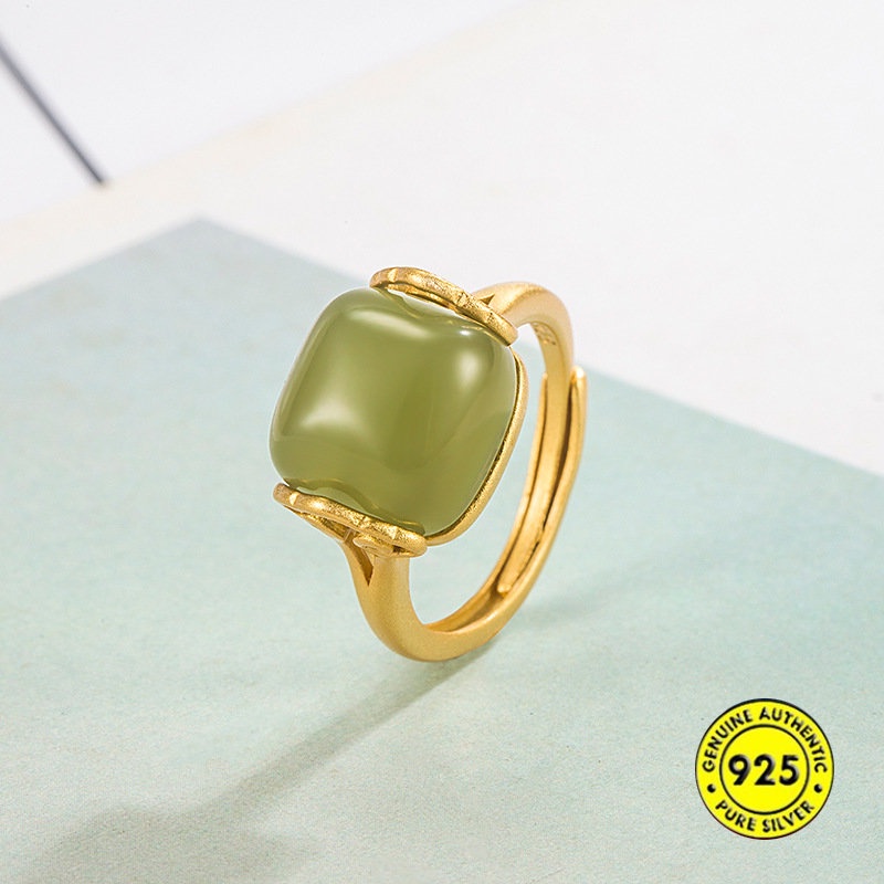 Cincin Model Terbuka Gaya Retro Kuno Warna Gold Dengan Giok Hetian Untuk Wanita U1156