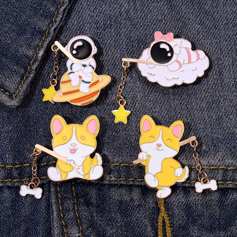 Pin Bros Lencana Rantai Bentuk Kartun Corgi Astronot Bintang Bahan Logam Untuk Hadiah Anak