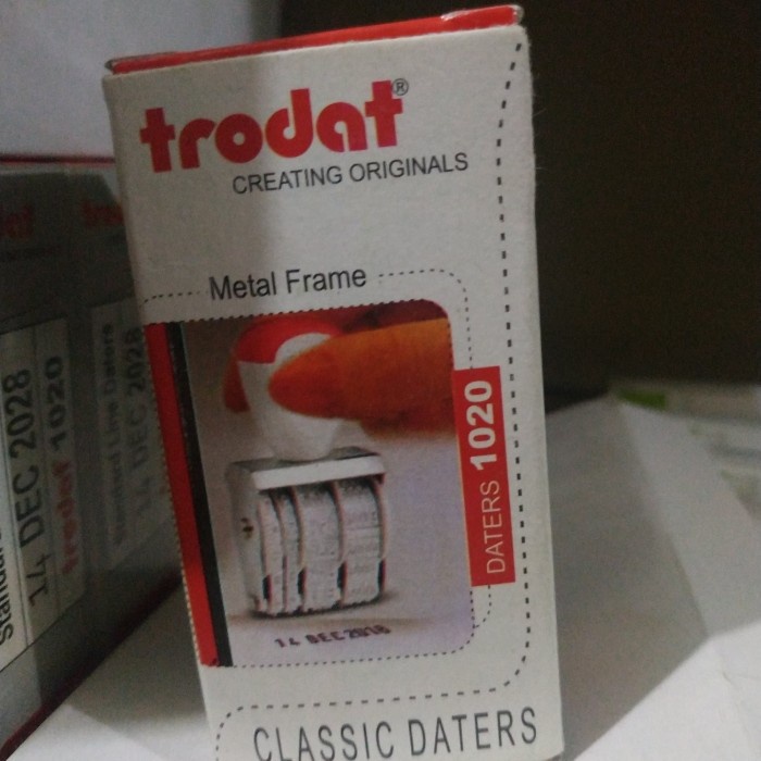 

Cuci Gudang Stempel Trodat 1020 Tanggal Manual 5 Mm Bagus