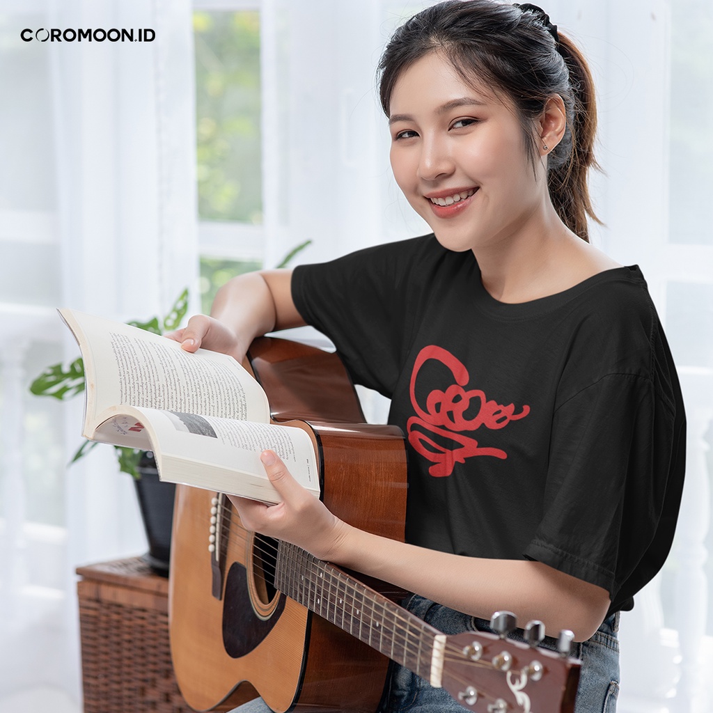 (READY STOCK) MADOKA HIGUCHI Tee- Madoka Daratista eating ramen meme