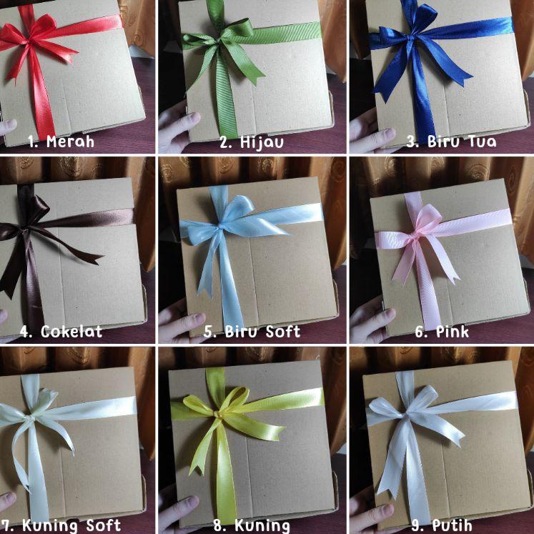 

10.10 SALE Gift Snack Box / Gift Box Hampers / Gift Box Ulang Tahun Graduation / Free Kartu Ucapan grosir