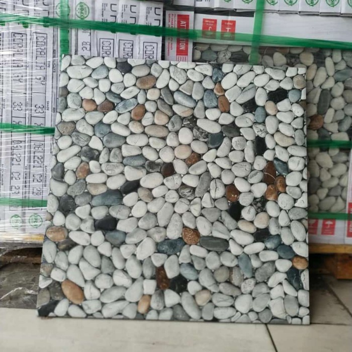 KERAMIK 50X50 CORALIA GREY RUSTIC - UNO