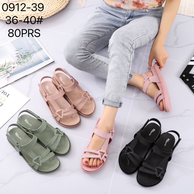 SANDAL IMPORT KARET/ Sandal slempang rumah wanita