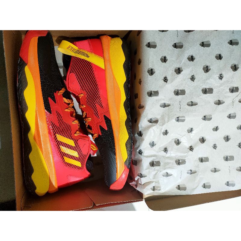 adidas dame 8 Mr. Incridible