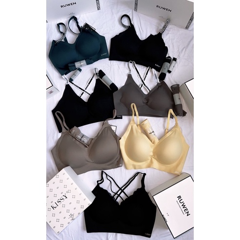 Kissy Bra / Kissy Lingerie Set / Pakaian dalam wanita / Bra Tanpa Kawat / Bra Wanita Tanpa Kawat