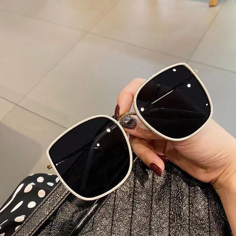 FAB Kacamata hitam korean fashion Wanita Optik Antiradiasi Dengan Fashion Sunglasses Eyewear