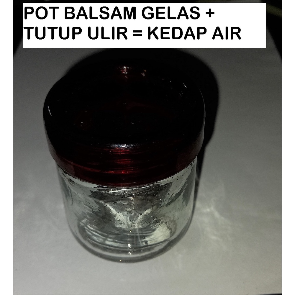 Pot balsam gelas dengan tutup ulir