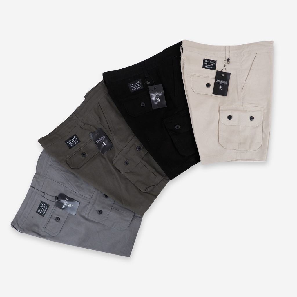 Celana cargo pendek// CARGO PANTS