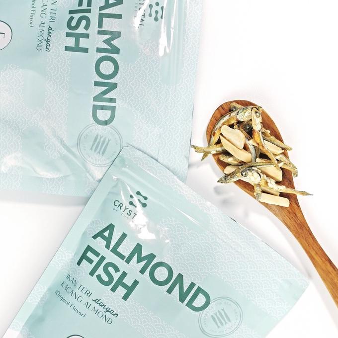 

BRANDS FESTIVAL Crystal of the Sea - Almond Fish Snack / Ikan Teri Jengki Kacang Almond Premium Sudah BPOM & Halal MUI / Sehat Tanpa MSG & Pengawet / Pertama di Indonesia buruan