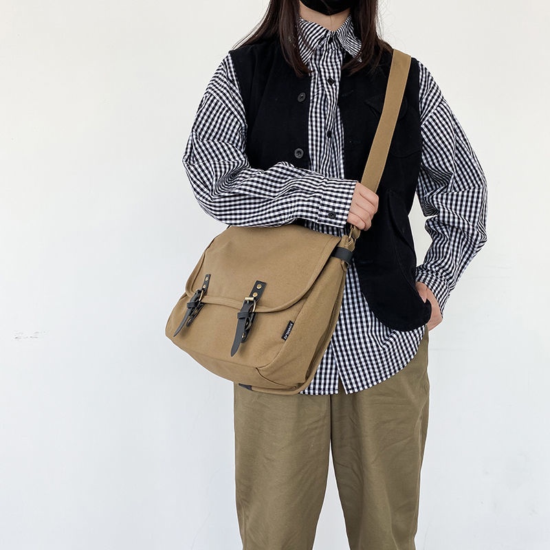 ﺴ✑Jepang In Wild Messenger Bag College Gaya Mahasiswa Tas Kanvas Tas Pria Messenger Tas Wanita Tas Bahu