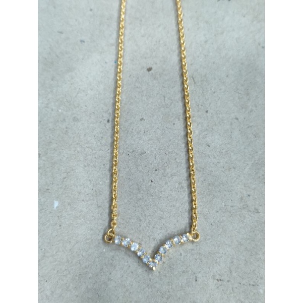 kalung nori V mata putih 5 gram emas muda