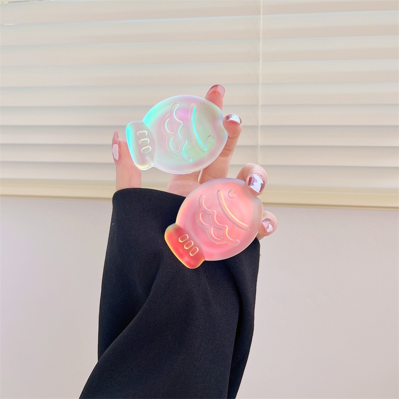 Stand Holder Smartphone Universal Bentuk Ikan 3D Bahan Silikon Warna Permen