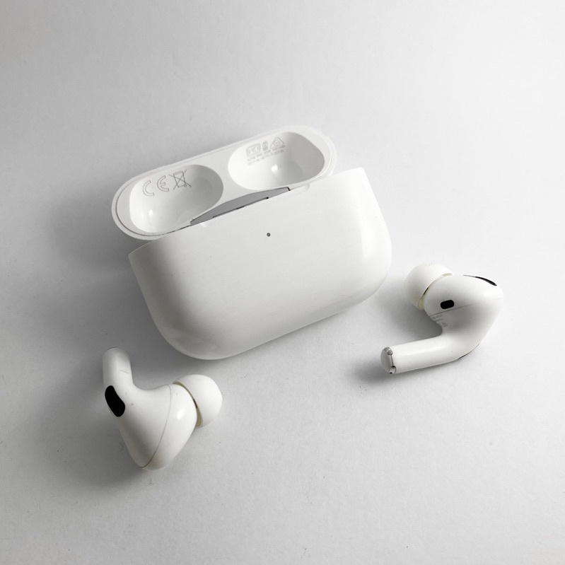 Apple AirPods Pro With Wireless Charging Original Second | 2nd | Preloved | Bekas