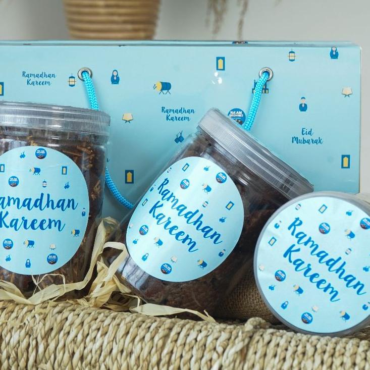 

10.10 Fasion sale PAKET HADIAH HAMPERS RAMADHAN KUE LEBARAN BROWNIES KERING !!!