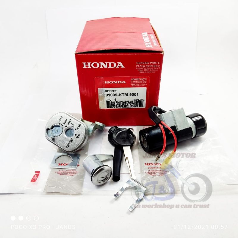 KUNCI / KONCI KONTAK PLUS JOK HONDA SUPRA X 125 LAMA / SUPRA X 125 BATMAN 2007 UP ORIGINAL
