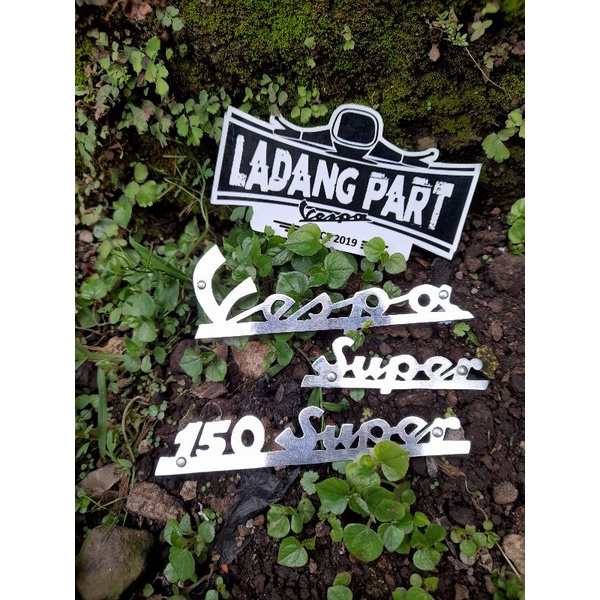 Emblem Vespa super latin