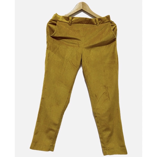 Celana Corduroy Ada Woman
