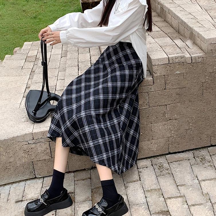 O28Z Newlan QZ010 Rok Kotak Kotak Panjang Motif Rok Korean Style Panjang Naya Skirt Kotak Long Skirt
