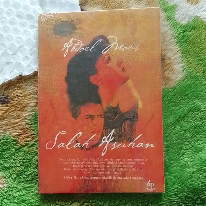 BUKU NOVEL SASTRA SALAH ASUHAN