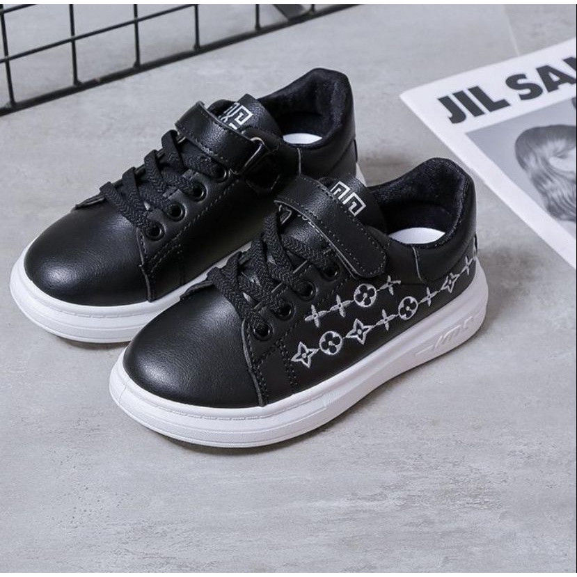 PROMOOO!!!sepatu sneakers trendi little star