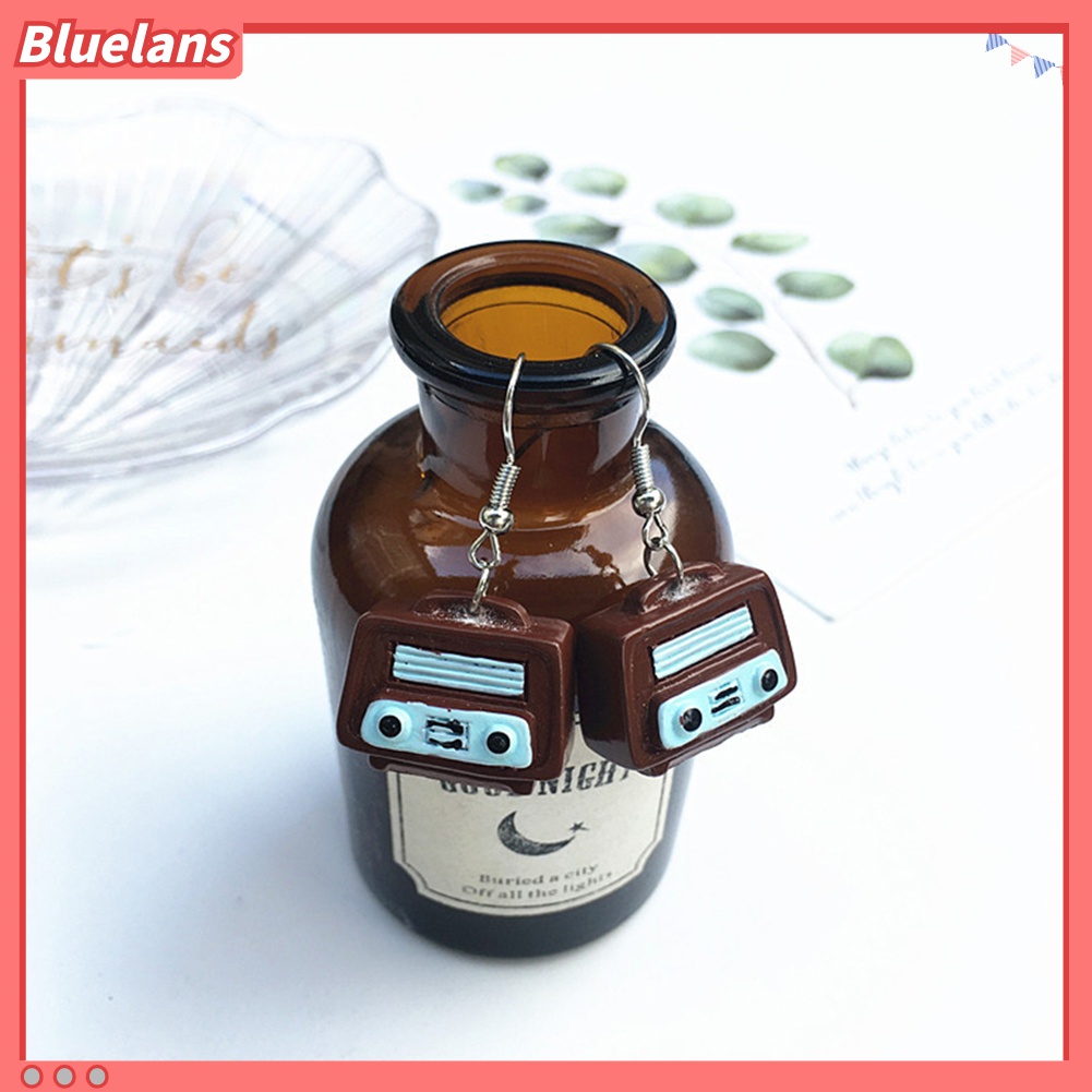 Anting Kait Gantung Wanita Desain Phonograph Radio Gaya Vintage Untuk Hadiah