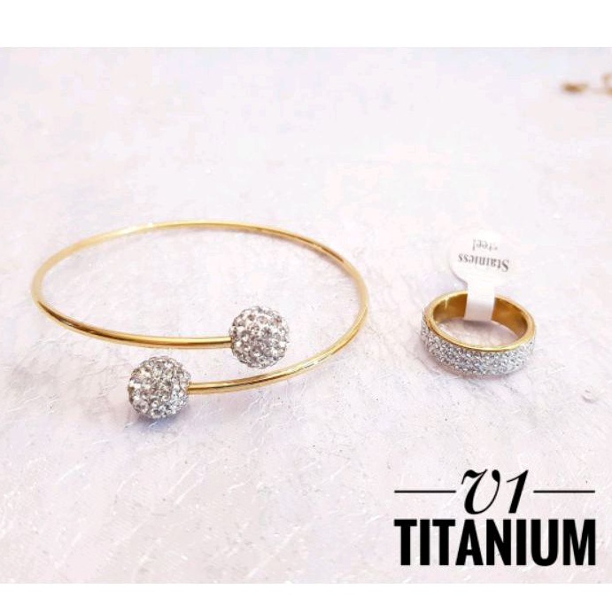 Titanium Set Perhiasan Wanita 1810e