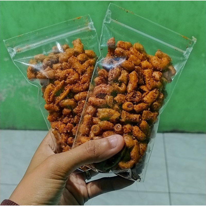 

Makaroni Bantet Extra Pedas Asli Bumbu Berlimpah ( Camilan Hitz)