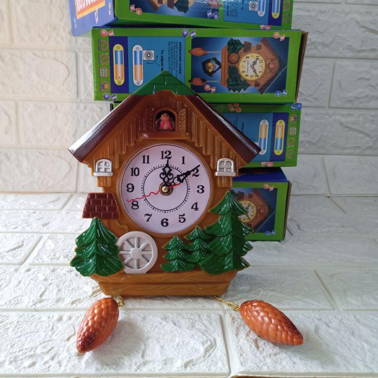 Stok Terbatas JAM DINDING  Bandul ( bunyi tiap jam )