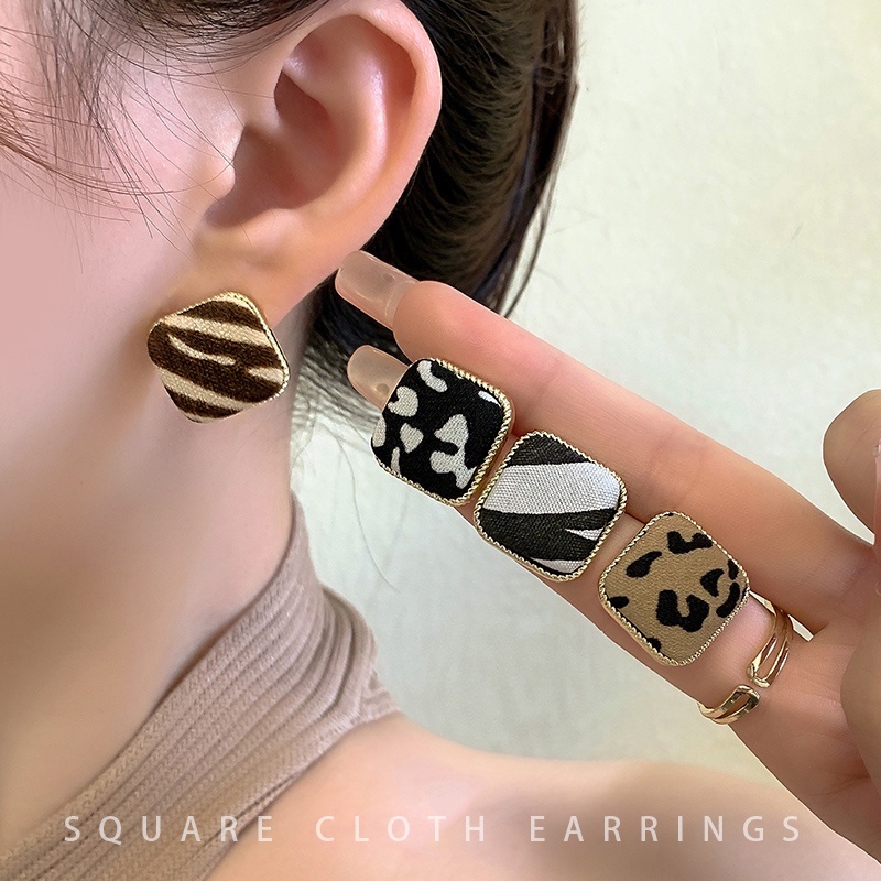 Anting Wanita Bahan 925 silver Gaya Retro Korea Untuk Musim Gugur Dan Dingin