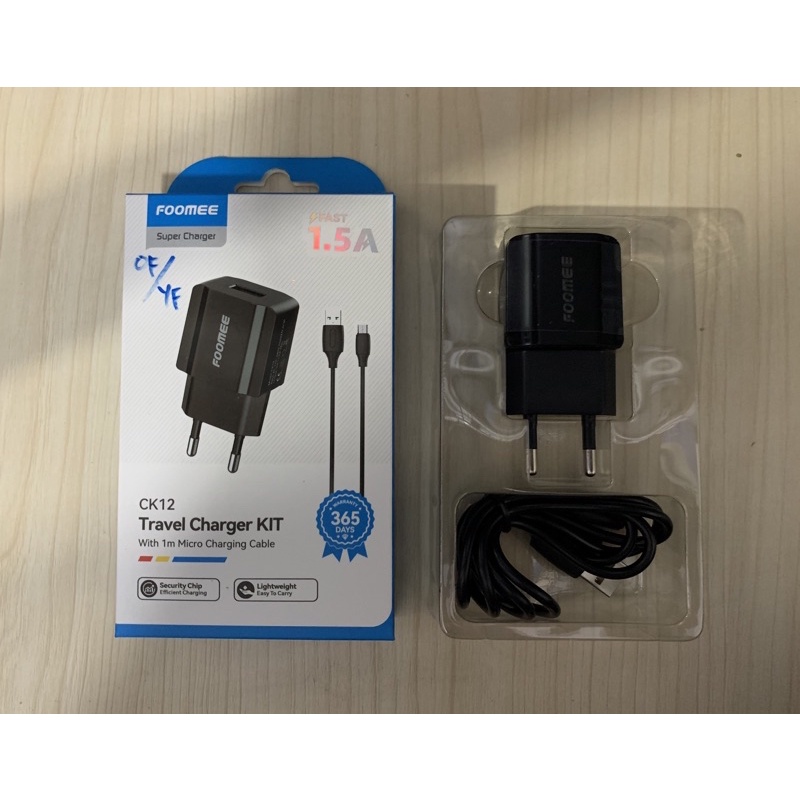 Foomee CK12 Travel Charger Adapter include Micro USB