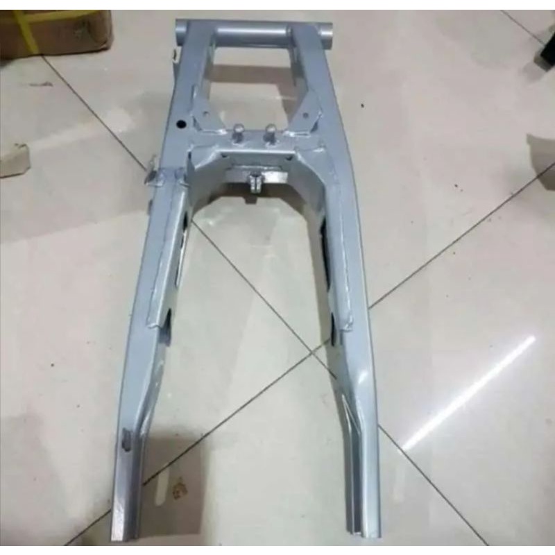 Fork belakang swing arm capit udang SILVER Yamaha Vixion old - Lama tromol imitasi