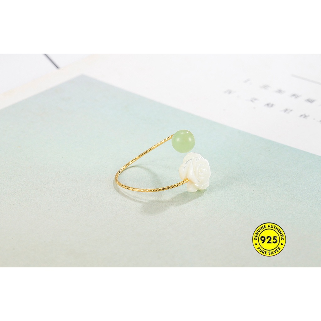Cincin Emas Putih 18K Dengan Batu Giok Hetian Untuk Wanita U1152
