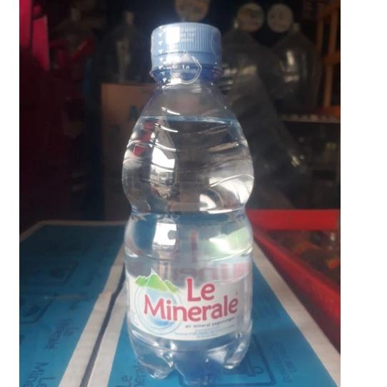 

Terdepan--[DUS]Le Minerale 330Ml x 24btl